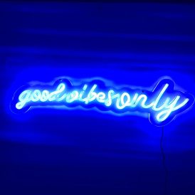 Neon LED Sign – Good Vibes Only